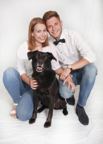Junges Paar Mit Hund Fotografie